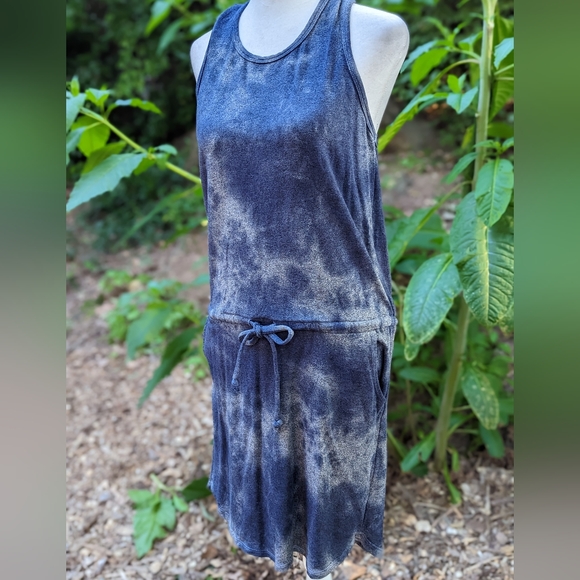 Sundry Evereve Tie Dye Racerback Tank Dress Size Small Gray Blue New - Picture 3 of 12